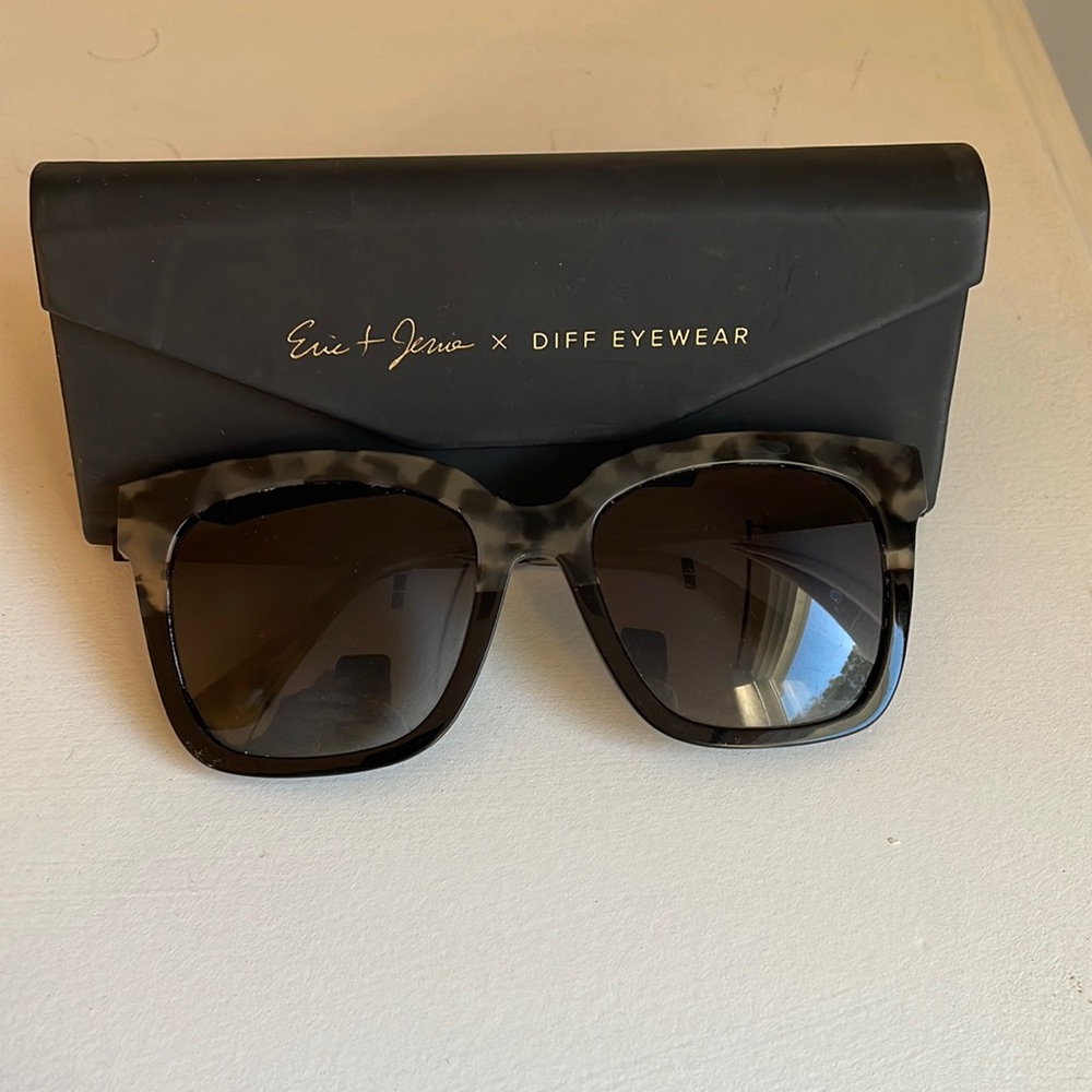 Diff Bella Polarized Glasses
